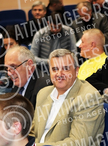 Sastanak predstavnika nacionalnih saveza sa Vanjom Udovicicem - mnistrom omladine i sporta povodom novog zakona o sportu drzana u sali skupstine Stari grad.