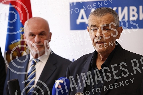 Serbian NADA Coalition consisting of POKS Vojislav Mihailovic, New DSS, Movement No Back, Behind Serbia and 25 Citizens' Associations organized a press conference on 