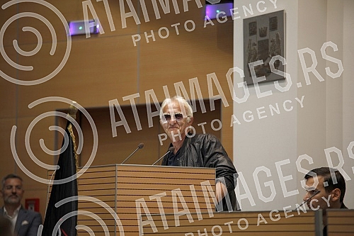 The election assembly of the Belgrade City Board of True Serbia and the Leviathan National Defense was held in the Stari Grad municipality building.U zgradi opstine Stari grad odrzana je izborna skupstina gradskog odbora Beograda Prave Srbije i Nac