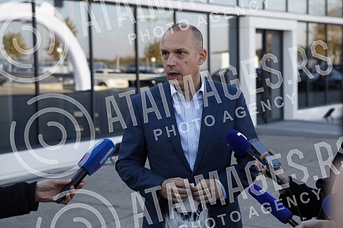 The Minister of Health in the Government of the Republic of Serbia, Dr. Zlatibor Loncar, attended the ceremony on the occasion of the opening of the new special gas filling station and laboratory of the company Messer Tehogas.Ministar zdravlja u Vl