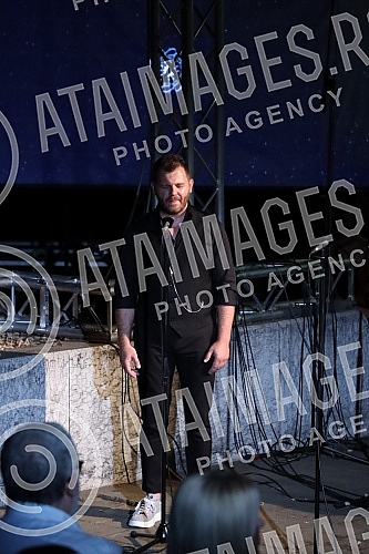 On the stage in the courtyard of the Captain Misa building, the new season of the THEATER theater was solemnly opened with the concert 