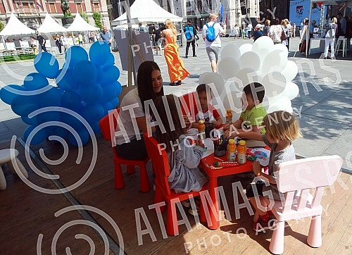 On the occasion of marking more than 20 years of German development cooperation in Serbia, a jubilee celebration was organized on the Republic Square in Belgrade.