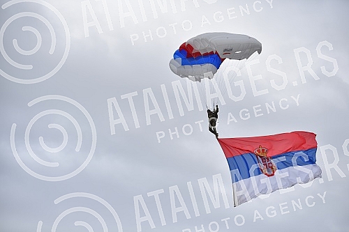 The President of the Republic of Serbia, Aleksandar Vucic, is staying in the Nisava District, and on the third day he visited the Military Airport 