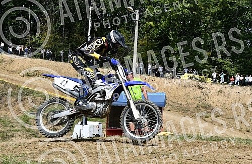 A motocross competition was held at the MX Park Tresnjari track in Kraljevo.
Na stazi MX park Tresnjari u Kraljevu odrzano je takmicenje u moto krosu. A motocross competition was held at the MX Park Tresnjari track in Kraljevo.
Na stazi MX park Tresnjari u Kraljevu odrzano je takmicenje u moto krosu.