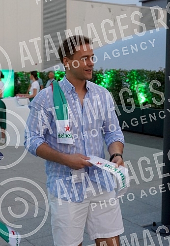 Organized by the Heineken brand, a viewing of the UEFA EURO 2020 final between Italy and England was organized on the roof of the Galerija shopping center, which opened this space for one event for the first time.U organizaciji brenda Heineken orga