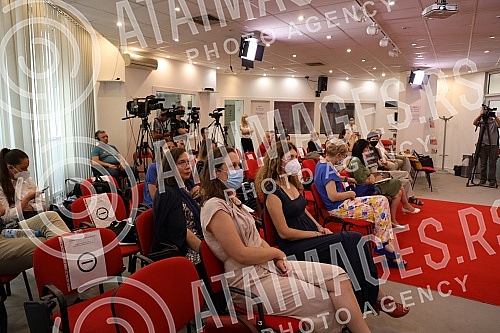 A press conference was held on the occasion of World Population Day on July 11, organized by the United Nations Population Fund (UNFPA).
Odrzana je konferencija za medije povodom Svetskog dana stanovnistva 11. jula, u organizaciji Populacionog fonda A press conference was held on the occasion of World Population Day on July 11, organized by the United Nations Population Fund (UNFPA).
Odrzana je konferencija za medije povodom Svetskog dana stanovnistva 11. jula, u organizaciji Populacionog fonda