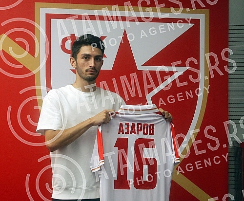 The promotion of the new player Irakli Azarovi was held in the premises of FC Crvena Zvezda
U prostorijama FK Crvena zvezda odrzana je promocija novog igraca Iraklija Azarova. The promotion of the new player Irakli Azarovi was held in the premises of FC Crvena Zvezda
U prostorijama FK Crvena zvezda odrzana je promocija novog igraca Iraklija Azarova.