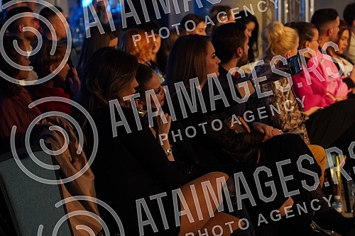 The fashion show of the luxury brand Pivione Aristocrate was held at the Mona Plaza Hotel.U hotelu Mona Plaza odrzana je modna revija luksuznog brenda Pivione Aristocrate.