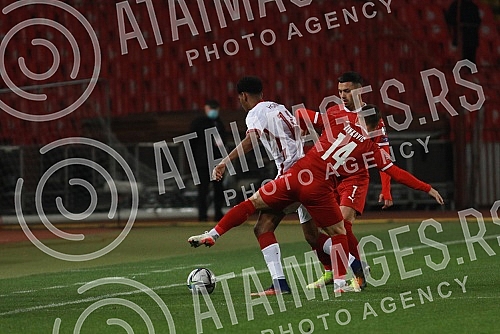 The football players of the national teams of Serbia and Qatar are playing a friendly match at the Rajko Mitic Stadium.
Fudbaleri reprezentacija Srbije i Katara na stadionu Rajko Mitic igraju prijateljski mec. The football players of the national teams of Serbia and Qatar are playing a friendly match at the Rajko Mitic Stadium.
Fudbaleri reprezentacija Srbije i Katara na stadionu Rajko Mitic igraju prijateljski mec.