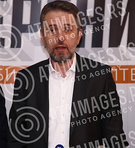 A press conference was held at the headquarters of the Dosta je bilo movement, at which an analysis of the results of the referendum on changing the Serbian Constitution was presented and it was announced that  movement would file criminal charges fo