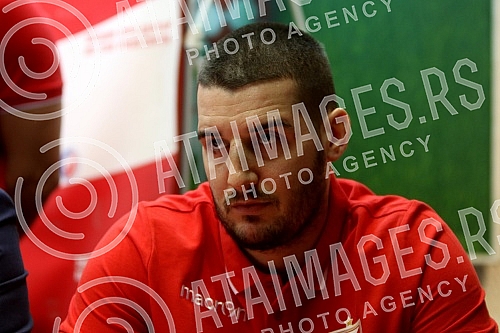An extraordinary press conference of the Waterpolo Club Crvena zvezda after the incident and attacks on players in Split (Croatia).
Vanredna pres konferencija Vaterpolo kluba Crvena zvezda posle incidenta i napada na igrace u Splitu. An extraordinary press conference of the Waterpolo Club Crvena zvezda after the incident and attacks on players in Split (Croatia).
Vanredna pres konferencija Vaterpolo kluba Crvena zvezda posle incidenta i napada na igrace u Splitu.