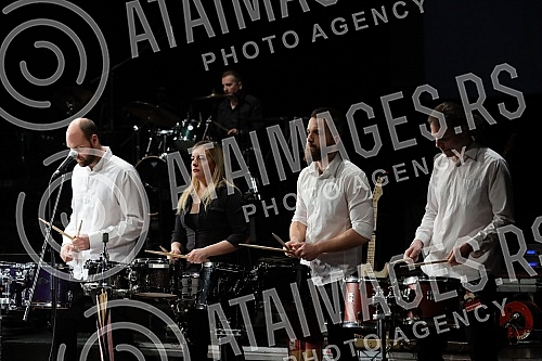 A concert in honor of the legendary drummer Dragoljub Djuricic, the man with the biggest smile on the domestic music scene, was held at the Atelier 212 theater.Koncert u cast legendarnog bubnjara Dragoljuba Djuricica, coveka sa najvecim osmehom na 