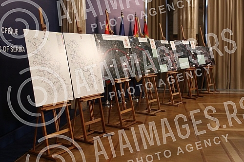 The President of the Republic of Serbia Aleksandar Vucic met with representatives of the Chinese construction company Power Construction Corporation of China Limited, and after the meeting a Commercial Agreement on the design and construction of the 