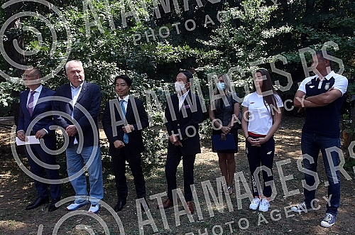 The Olympic Committee of Serbia and Toyota Serbia organized a press conference on the occasion of the presentation of the Letter of Welcome to Japan to the Olympic Team of Serbia by the President of Toyota Adria,  Kensuke Tsuchiya.Olimpijski komite