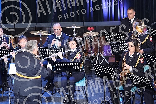 The police orchestra of the Ministry of Internal Affairs of the Republic of Srpska held a concert in honor of the MUP's baptismal glory - Saint Michael the Archangel.Policijski orkestar Ministarstva unutrasnjih poslova Republike Srpske odrzao je ko