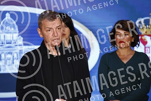 In the House of the National Assembly, a joint media conference of opposition MPs on the occasion of launching a petition for the release of arrested activists from Majdanpek.U  Domu Narodne skupstine zajednicka konferencija za medije opozicionih p