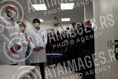 The President of the Republic of Serbia, Aleksandar Vucic, attended the opening ceremony of the newly built building of the Institute for Cardiovascular Diseases in Dedinje.Predsednik Republike Srbije Aleksandar Vucic prisustvovao je ceremoniji otv