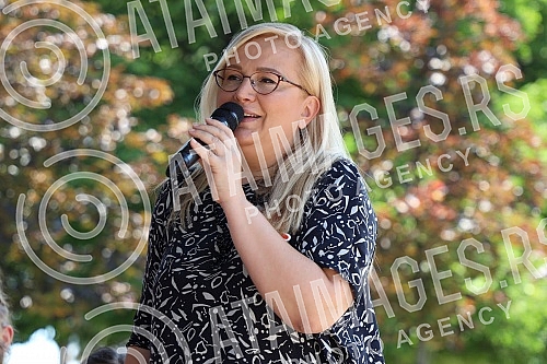 A concert on the occasion of the 70th birthday of the Children's Cultural Center of Belgrade was held in Tasmajdan Park.Koncert povodom 70. rodjendana Decjeg kulturnog centra Beogarda odrzan je u Tasmajdanskom parku.