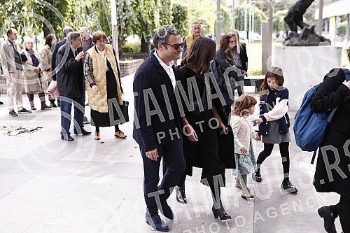 The commemoration of Branko Cvejic, in agreement with the family, was held in the Yugoslav Drama Theatre.Komemoracija Branku Cvejicu, u dogovoru sa porodicom, odrzana je u u Jugoslovenskom dramskom pozoristu.