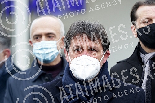 In Krusevac, in the presence of the President of Serbia, Aleksandar Vucic, a new kovid hospital was opened, with a capacity of 500 places, which will contribute to the strengthening of the health system in the fight against the corona virus.U Krusev