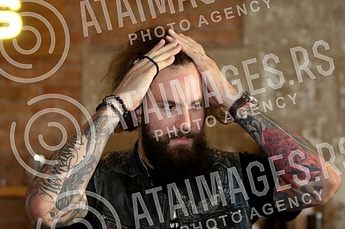 Promotion of new Gillette product hel in kafe Magazin.Promocija novog Zilet (Gillette) proizvoda u kafeteriji Magazin.