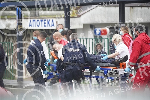 After the attack on the police officers, they were taken care of at the Sremcica Health Center, from where they were transferred to the Emergency Center.
Posle napada na policijske sluzbenike oni su zbrinuti u Domu zdravlja Sremcica, odakle su potpo After the attack on the police officers, they were taken care of at the Sremcica Health Center, from where they were transferred to the Emergency Center.
Posle napada na policijske sluzbenike oni su zbrinuti u Domu zdravlja Sremcica, odakle su potpo