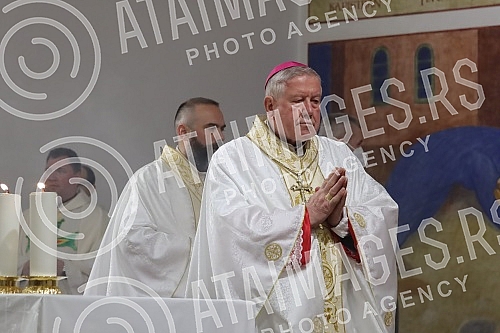 On the occasion of marking the Statehood Day of Serbia, Monsignor Stanislav Hocevar, Archbishop and Metropolitan of Belgrade, led the Mass for the entire state union of the Republic of Serbia in the Cathedral of the Assumption of the Blessed Virgin M