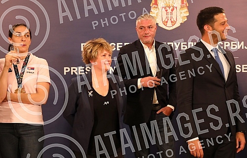 The President of Serbia, Aleksandar Vucic, received in the Presidency the women's basketball national team of Serbia, which won a gold medal at the European Championship.Predsednik Srbije Aleksandar Vucic primio je  u Predsednistvu zensku kosarkask