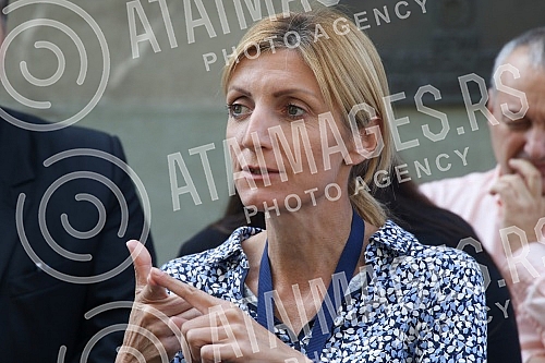 Deputy President of the Democratic Party and Member of Parliament Dragana Rakic ââheld a media conference regarding the case of discrimination and illegal expulsion of children from a preschool in Pecinci.Zamenica predsednika Demokratske strank