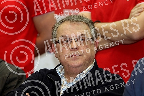 An extraordinary press conference of the Waterpolo Club Crvena zvezda after the incident and attacks on players in Split (Croatia).
Vanredna pres konferencija Vaterpolo kluba Crvena zvezda posle incidenta i napada na igrace u Splitu. An extraordinary press conference of the Waterpolo Club Crvena zvezda after the incident and attacks on players in Split (Croatia).
Vanredna pres konferencija Vaterpolo kluba Crvena zvezda posle incidenta i napada na igrace u Splitu.