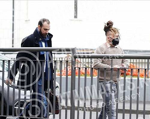 A hearing was held before the First Basic Court in Belgrade, where the plea agreement for illegal possession of drugs, concluded by rapper Stefan Djuric Rasta, with the Belgrade Higher Public Prosecutor's Office, should be considered.Pred Prvim osn