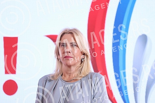 Milorad Dodik, the president of SNSD and the candidate of this political party for the president of Republika Srpska, announced the election victory tonight.
Milorad Dodik, predsednik SNSD-a i kandidat ove politicke partije za predsednika Republike Milorad Dodik, the president of SNSD and the candidate of this political party for the president of Republika Srpska, announced the election victory tonight.
Milorad Dodik, predsednik SNSD-a i kandidat ove politicke partije za predsednika Republike