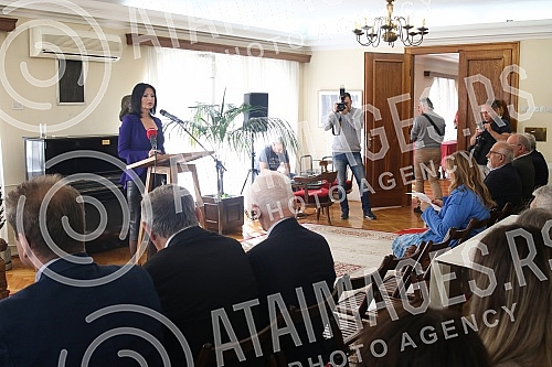 Awards from the Branko Copic Endowment Fund for works of high artistic value, published in 2019 and 2020, were solemnly presented in the Salon of the SANU Club.Nagrade iz Fonda Zaduzbine Branka Copica za dela visoke umetnicke vrednosti, objavljena 