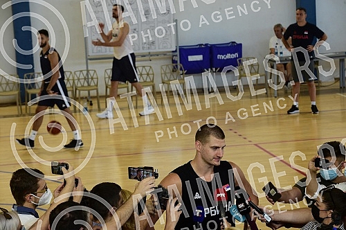 The open part of the training of the men's senior basketball team of Serbia at the FSS Sports Center in Stara Pazova.Otvoreni deo treninga muske seniorske kosarkaske reprezentacije Srbije u Sportskom centru FSS u Staroj Pazovi. 