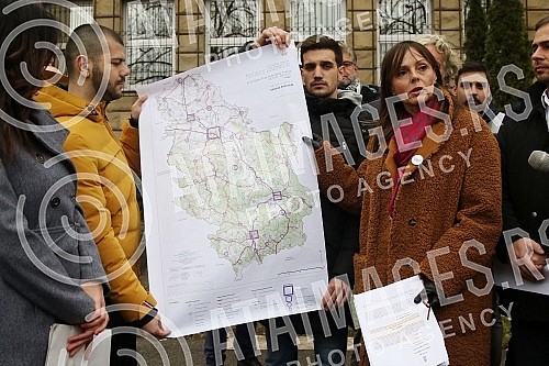 A press conference was held in front of the Special Department for Organized Crime and Corruption of the High Court The People's Party and the Free Serbia Movement on the occasion of filing criminal charges against the Prime Minister of Serbia Ana Br