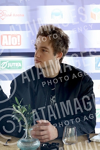 Press conference on the occasion of the seventh edition of the Zemun Fest was held in the Venezia restaurant in Zemun.Konferencija za medije povodom sedmog izdanja Zemun festa odrzana je u restoranu Venecija u Zemunu. 