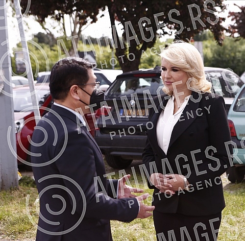 The 23rd anniversary of the bombing of the Embassy of the People's Republic of China in Belgrade in 1999, when three Chinese journalists were killed, was marked in Confucius Street.
U Konfucijevoj ulici obelezavena je 23. godisnjica bombardovanja A The 23rd anniversary of the bombing of the Embassy of the People's Republic of China in Belgrade in 1999, when three Chinese journalists were killed, was marked in Confucius Street.
U Konfucijevoj ulici obelezavena je 23. godisnjica bombardovanja A