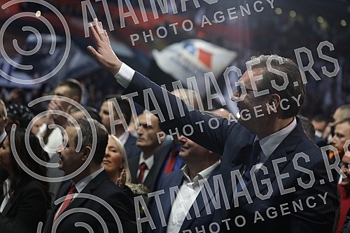 The Serbian Progressive Party is holding a ceremonial academy to mark the party's 13th anniversary in the Stark Arena.Srpska napredna stranka odrzava svecanu akademiju povodom 13 godina od osnivanja stranke u Stark areni