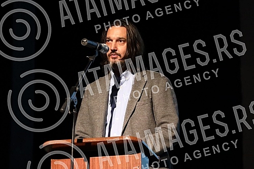 The GODUM 2021 awards ceremony of the Association of Jazz, Pop and Rock Musicians of Serbia was held at the Vuk Cultural Institution.
Dodela nagrada GODUM 2021 Udruzenja muzicara dzeza, zabavne i rok muzike Srbije odrzana je u ustanovi kulture Vuk. The GODUM 2021 awards ceremony of the Association of Jazz, Pop and Rock Musicians of Serbia was held at the Vuk Cultural Institution.
Dodela nagrada GODUM 2021 Udruzenja muzicara dzeza, zabavne i rok muzike Srbije odrzana je u ustanovi kulture Vuk.