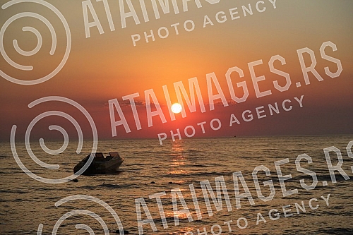 Sandy beach in Durres.Pescana plaza u Dracu.