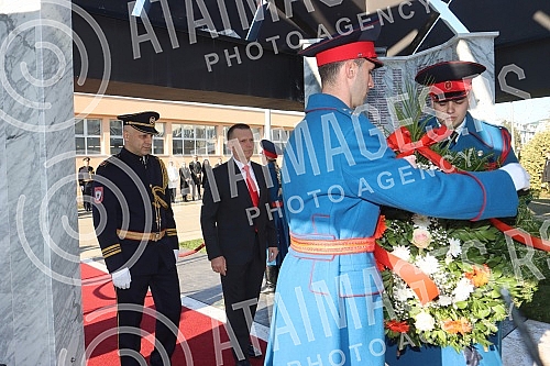 Wreaths were laid at the central memorial to the fallen members of the Republika Srpska MUP in Banja Luka today as part of the celebration of the baptism of the MUP of the Assembly of the Holy Archangel Michael - Arandjelovdan.Kod centralnog spomen