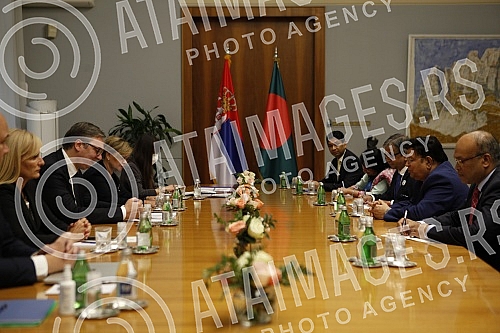 Bilateral meeting between the President of the Republic of Serbia, Aleksandar Vucic  and the Minister of Foreign Affairs of the People 's Republic of Bangladesh, Abul Kalam Abdul Momen.Bileteralni sastanak predsednika Republike Srbije Aleksandra Vu