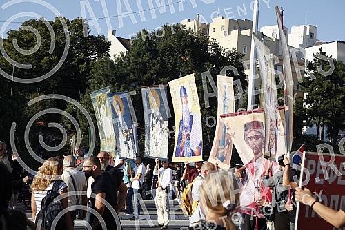 279 in a row Litija by the center of Belgrade for the Salvation of occupied Serbia from all kinds of betrayal and anti-national actions on Branko's bridge.279 po redu Litija centrom Beograda za Spas okupirane Srbije od svih vidova izdaje i antinaro