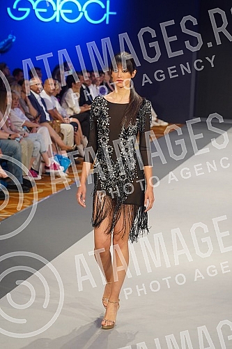 Zvonko Markovic fashion show powered by ASUS was held as part of the 34th Zepter Fashion Selection at the Hyatt Hotel.U sklopu 34. Zepter Fashion Selectiona u hotelu Hyatt odrzana je modna revija Zvonko Markovic powered by ASUS.