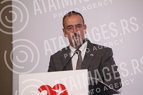 Minister of Construction, Transport and Infrastructure Tomislav Momirovic, US Ambassador Anthony Godfrey and AmCham President Zoran Petrovic spoke at the Hyatt Hotel at the business talks of the American Chamber of Commerce in Serbia (AmCham).U hot