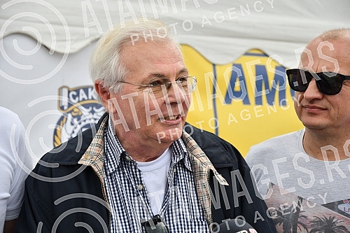 At the Kraljevo autodrome Beranovac, the National Championship in motoring on circular tracks called the Kings' Award 2022 was held.Na kraljevackom autodromu Beranovac odrzan je Nacionalni sampionat u automobilizmu na kruznim stazama pod nazivom Na