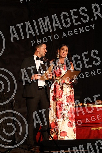 The project Opera on the water on the plateau behind the Geozavod was realized for the fourth time in the capital of Serbia, and the program included an all-evening performance of the opera Rigoletto, in which the main title role was played by the fa