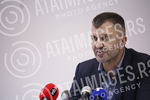 The public company Posta Serbia and the Office for Information Technologies and eGovernment signed a Cooperation Agreement.Javno preduzece Posta Srbije i Kancelarija za informacione tehnologije i eUpravu potpisali su Sporazum o saradnji.