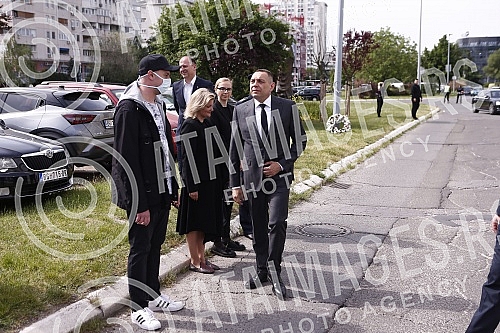 The 23rd anniversary of the bombing of the Embassy of the People's Republic of China in Belgrade in 1999, when three Chinese journalists were killed, was marked in Confucius Street.U  Konfucijevoj ulici obelezavena je 23. godisnjica bombardovanja A