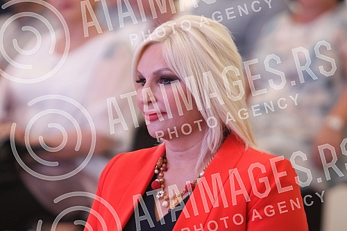 The Chamber of Mining and Geological Engineers of Serbia was founded in the Chamber of Commerce of Serbia.
U Privrednoj komori Srbije je osnivana Komora rudarskih i geoloskih inzenjera Srbije. The Chamber of Mining and Geological Engineers of Serbia was founded in the Chamber of Commerce of Serbia.
U Privrednoj komori Srbije je osnivana Komora rudarskih i geoloskih inzenjera Srbije.